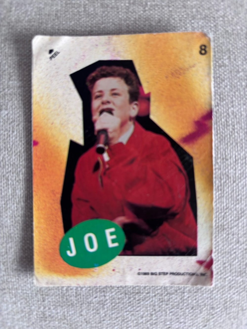 1989 Topps New Kids On The Block Red Puzzle Sticker Card #8 Joe